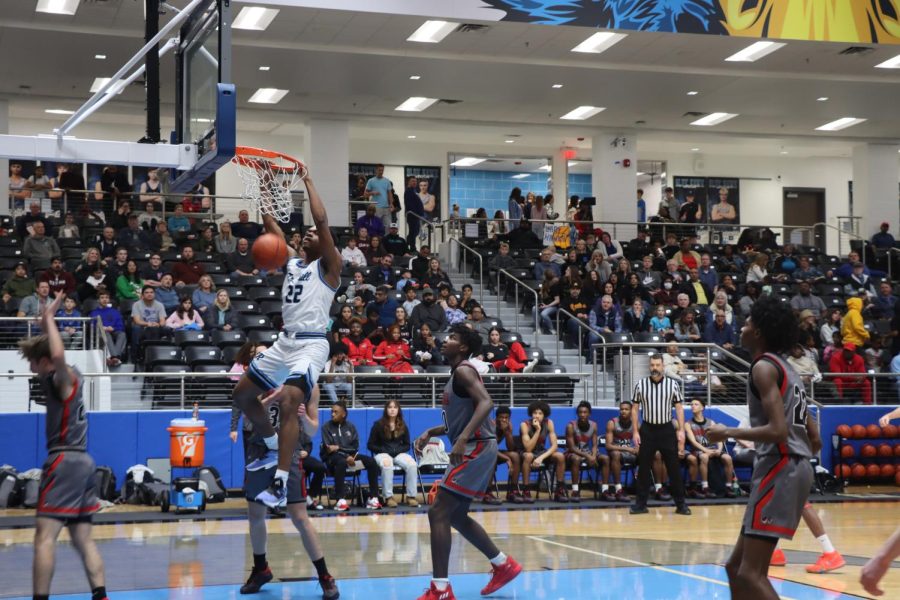 Blue Hawks basketball takes the lead over Braswell Bengals